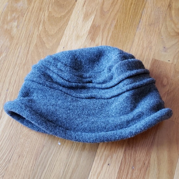 1990's Multiple Style Hat Cloche Beanie Bucket - Picture 6 of 8